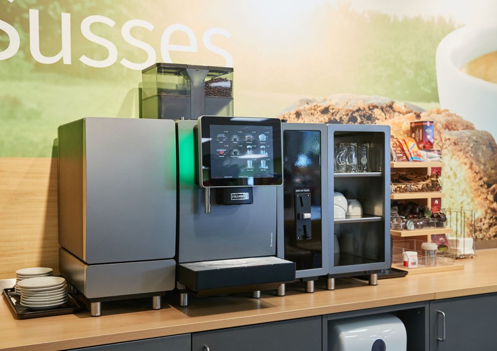 Franke Coffee Systems fully automatic coffee machine Franke A800, coffee corner, Landi store, self serve coffee, coffee to go