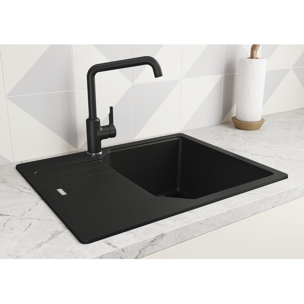 Tap Urban swivel U-spout side HP ON