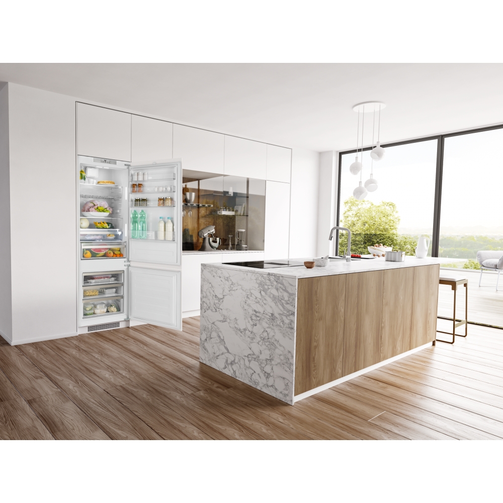 Combina Frig. built-in FCB 400 V NE N E