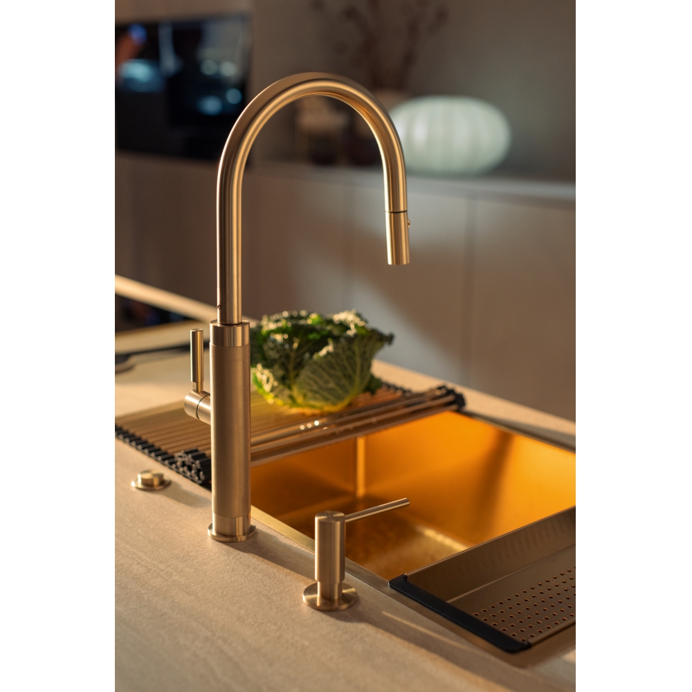 Kitchen Tap Mythos Masterpiece J Pull Down Spray GLD - AISI 304
