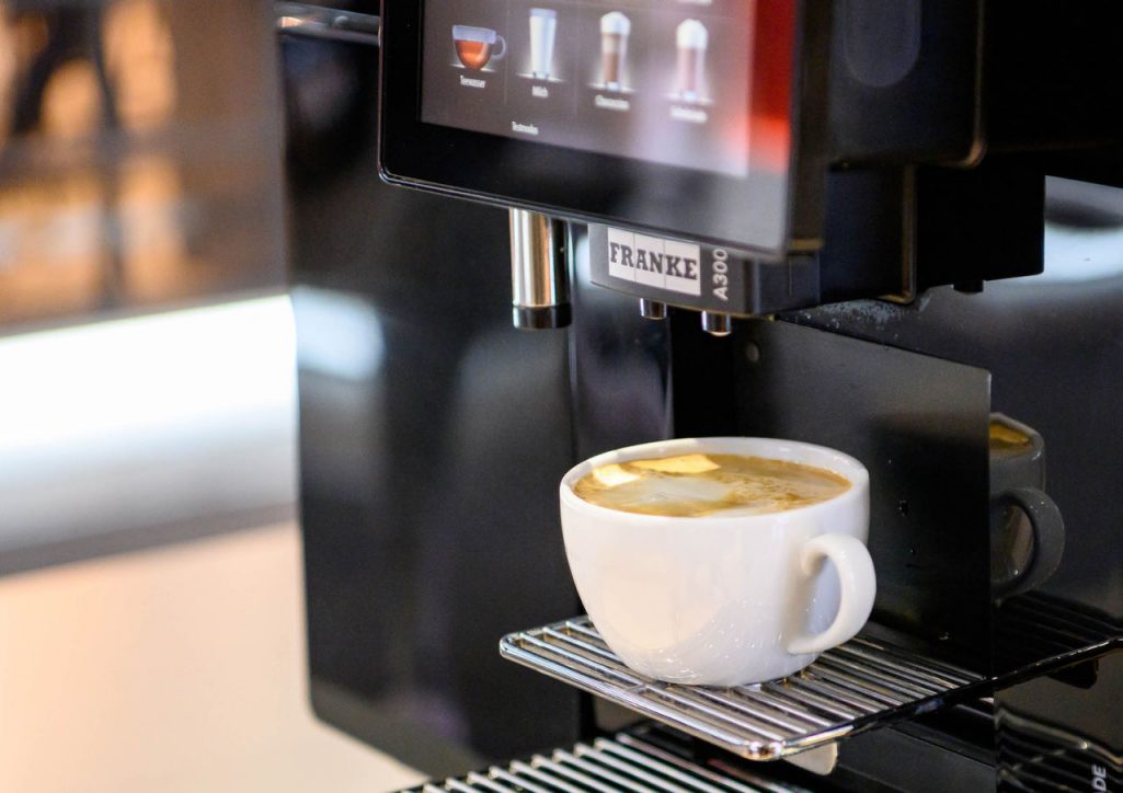 Franke Coffee Systems, fully automatic coffee machine Franke A300, cappuccino, perfect milk foam, barista like foam